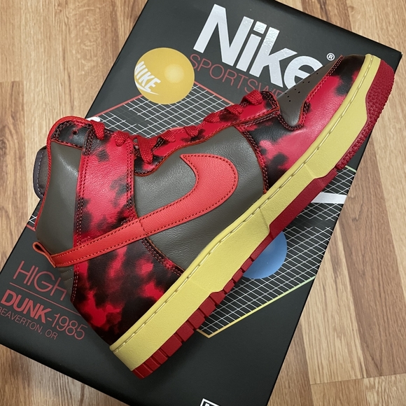 Dunk High 1985 Red & Grey Men's Size 8 - Picture 1 of 12